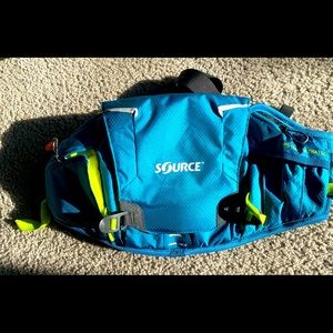 Source Hipster Ultra 5L with Bladder!